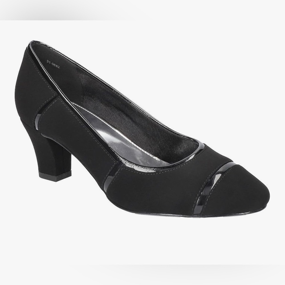 Easy Street Black Patent Trim Heels